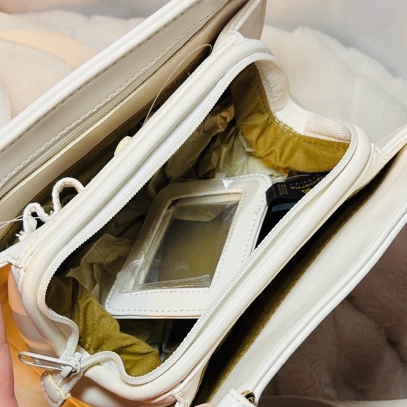 Liz Claiborne White Shoulder Bag - Picture 6 of 6